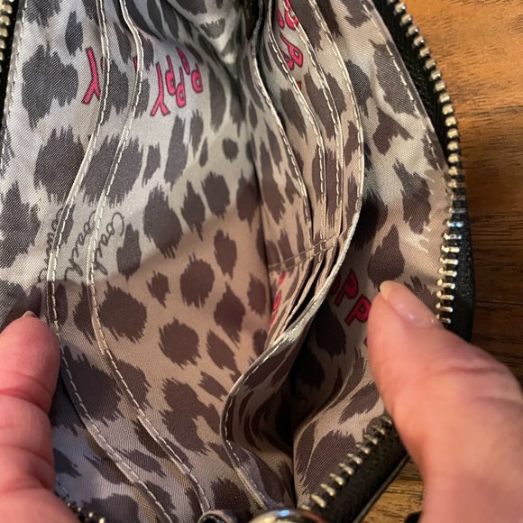 Coach poppy wallet black patent wristlet - Picture 6 of 7